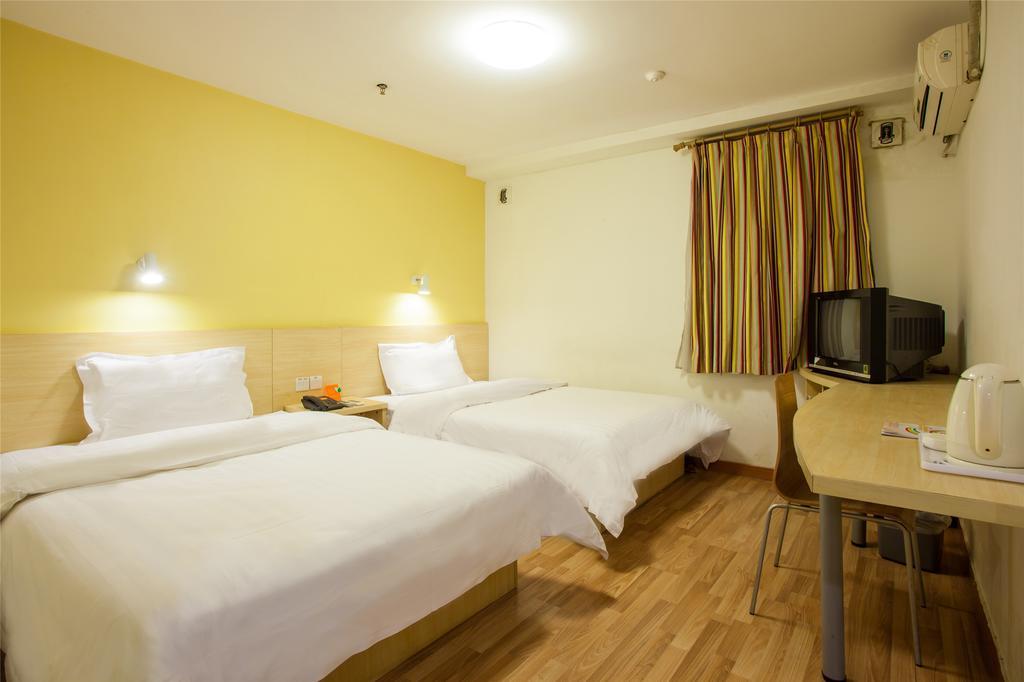 7Days Inn Shanghai Caobao Road Metro Station 客房 照片