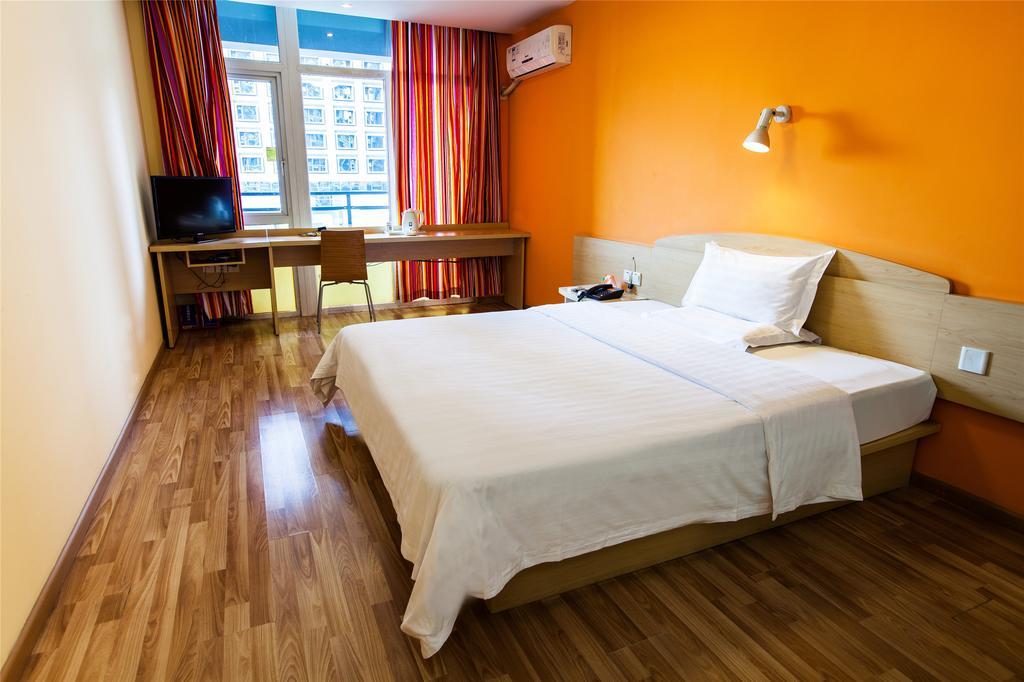 7Days Inn Shanghai Caobao Road Metro Station 客房 照片