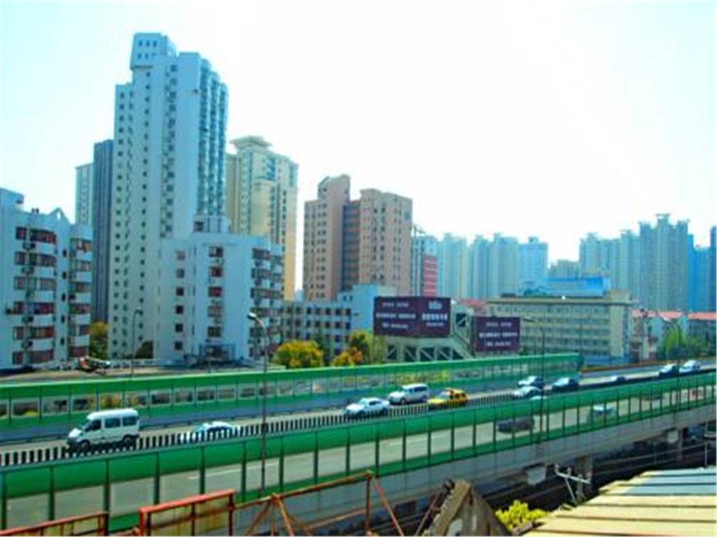 7Days Inn Shanghai Caobao Road Metro Station 外观 照片